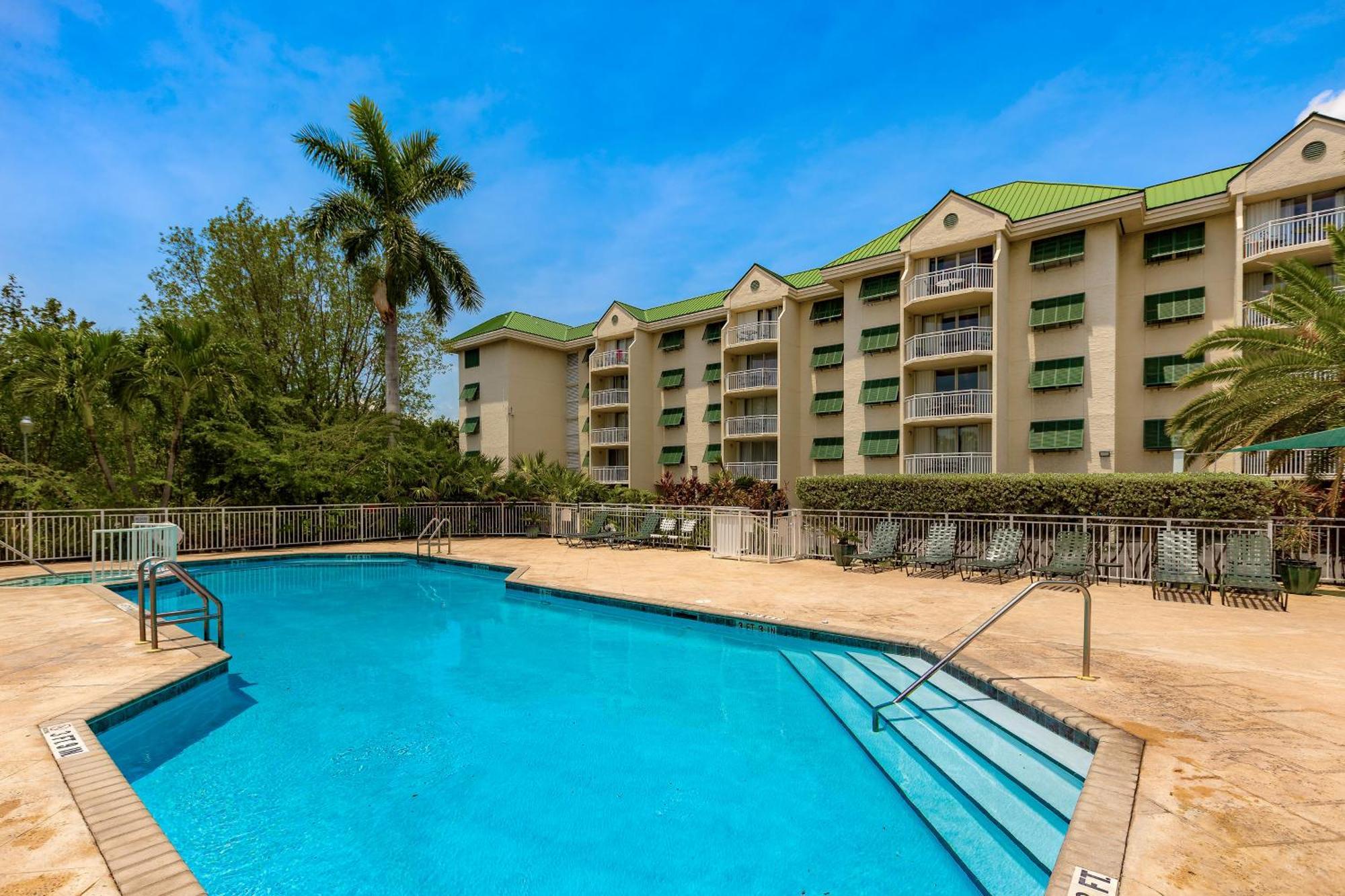 Sunrise Suites Catalina Suite #311 Ки-Уэст Номер фото